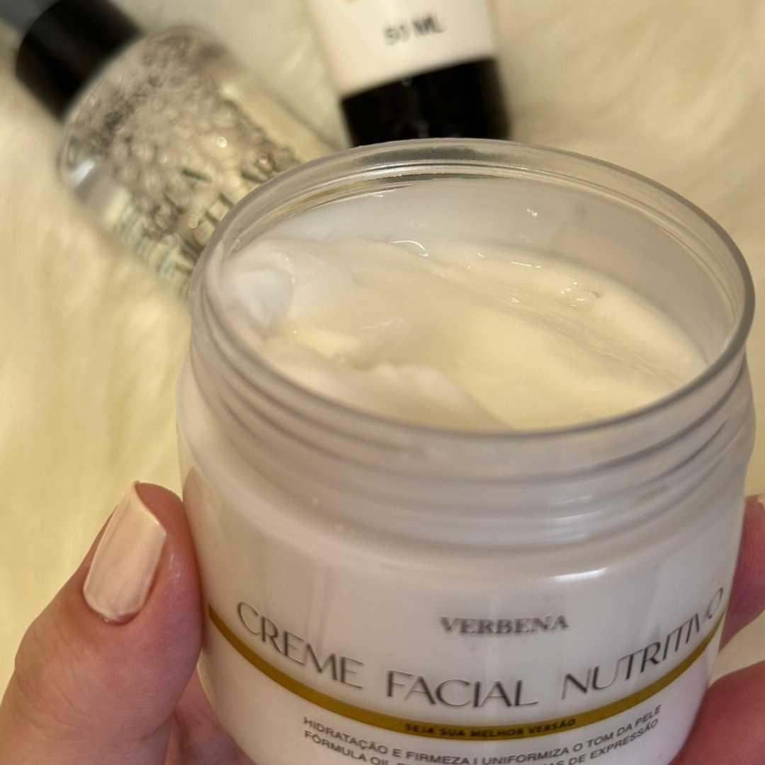 Creme Nutritivo Facial - Hidrata a pele, acabando de vez com a oleosidade.